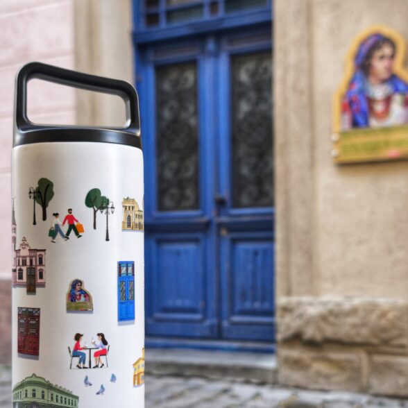 Термос металевий “Місто” білий