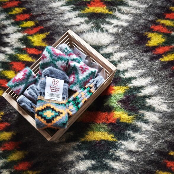 Шкарпетки теплі “Ліжник” білий