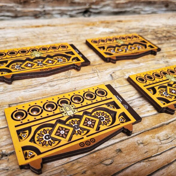 Магніт дерев’яний “Скриня різьблена”