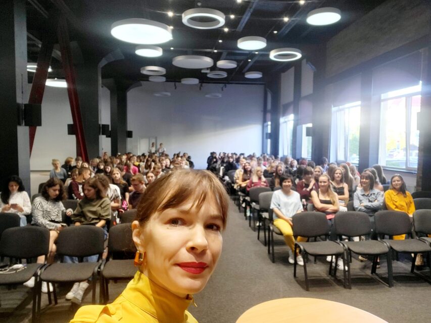 Лекція в університеті для студентів-майбутніх архітекторів