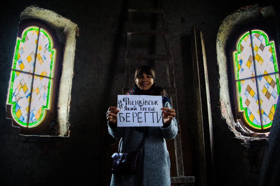 ЧИТИМО: Бібліотека-вежа: як у Франківську реанімують найстарішу дитячу книгозбірню