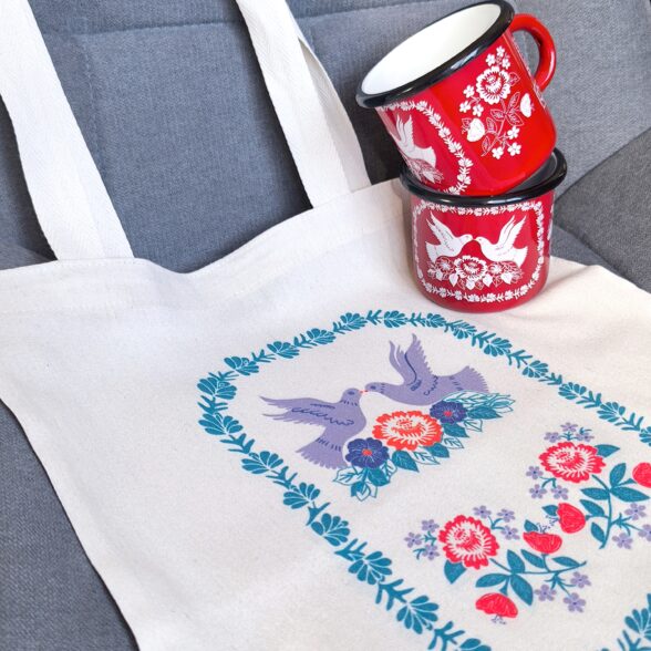 Горнятко металеве “Голуби” бордове