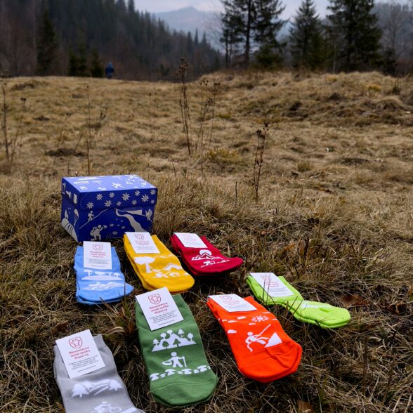 Шкарпетки набір “Тиждень у Карпатах” в подарунковій коробочці (7шт)