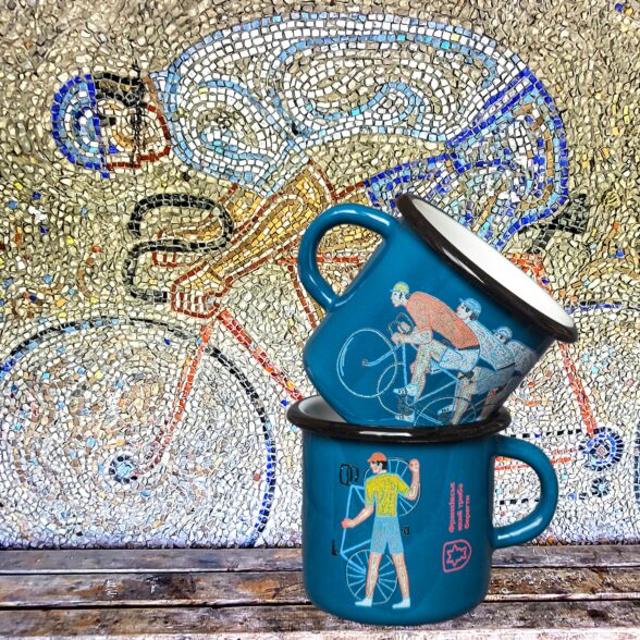 Горнятко металеве “Велосипедисти” аквамаринове