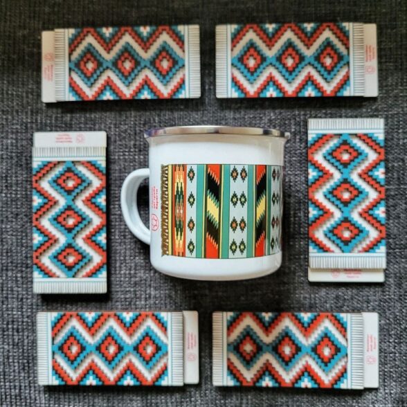 Горнятко металеве “Ліжник” біле