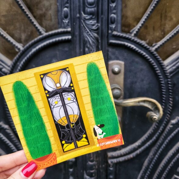 Листівка “Розкішні чорні двері”