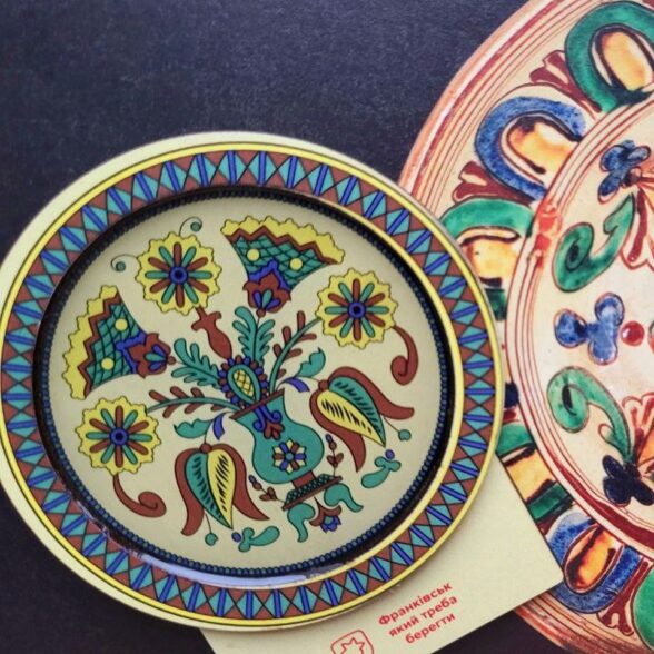 Магніт дерев’яний “Косівська кераміка”