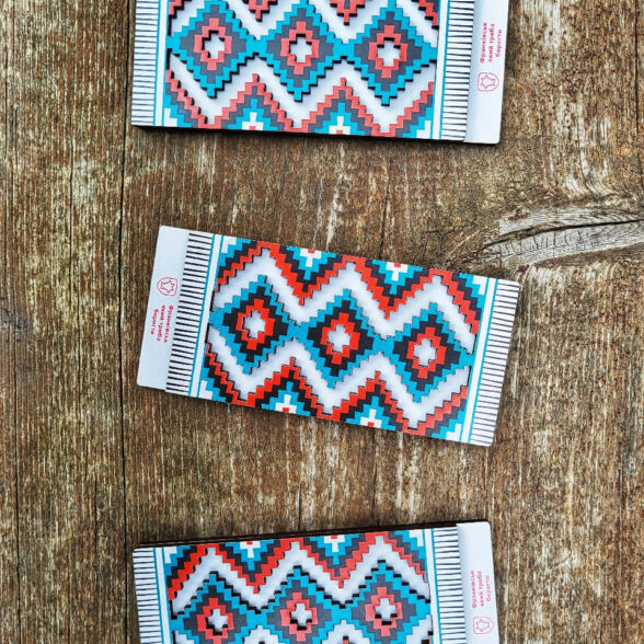 Магніт дерев’яний “Ліжник гуцульський”