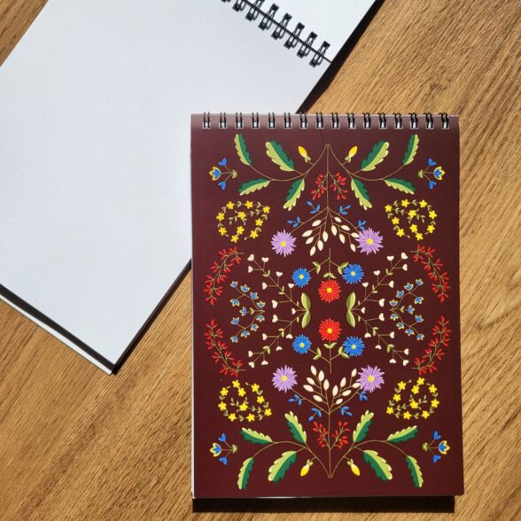Блокнот “Вишиті квіти Опілля” коричневий