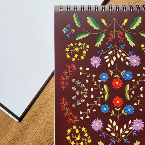 Блокнот “Вишиті квіти Опілля” коричневий