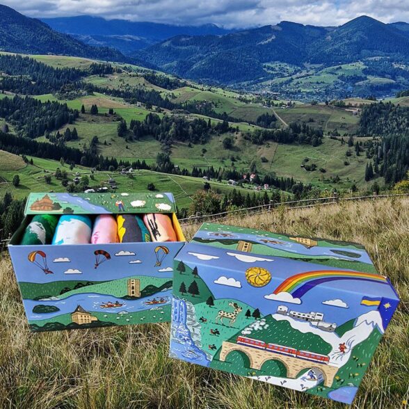 Подарункова коробочка “Вершини”