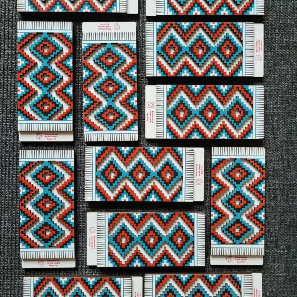 Магніт дерев’яний “Ліжник гуцульський”