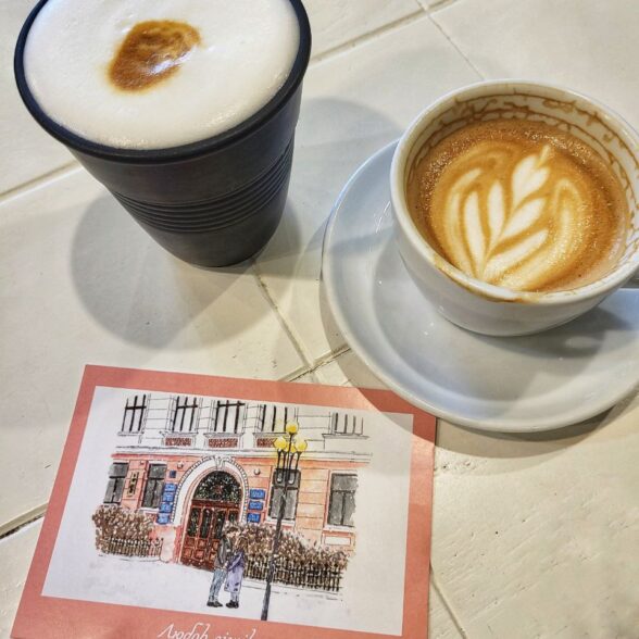 Листівка “Любов зігріває”