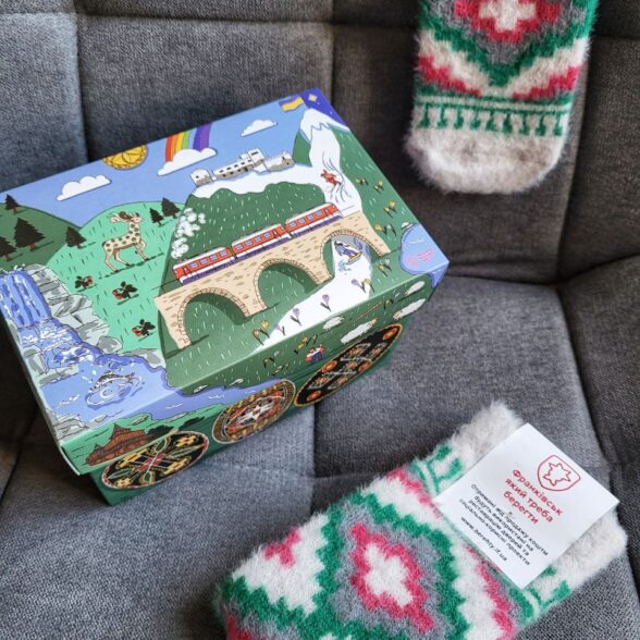 Шкарпетки теплі “Ліжник” білий