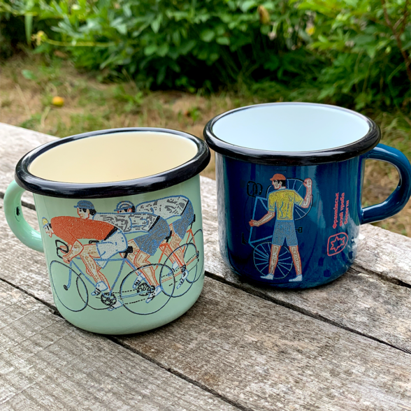 Горнятко металеве “Велосипедисти” аквамаринове