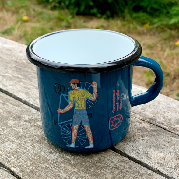 Горнятко металеве “Велосипедисти” аквамаринове